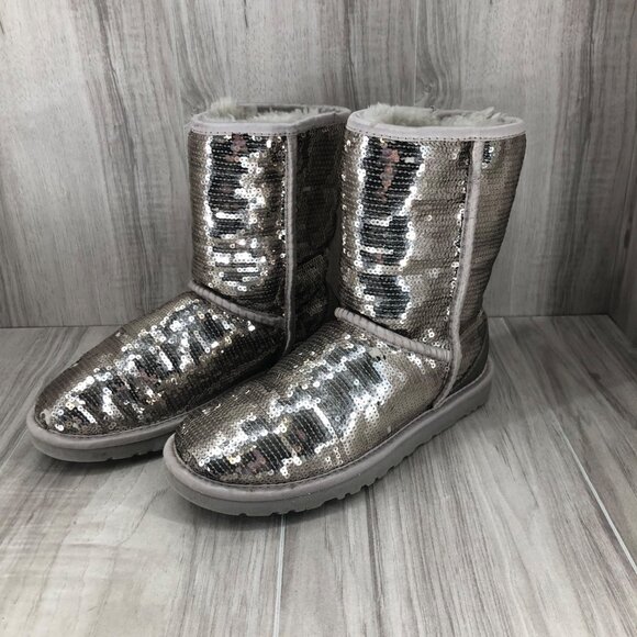 UGG Boots Women's 6 Silver Sequin Shearling Lined Winter Slip On - Picture 2 of 11